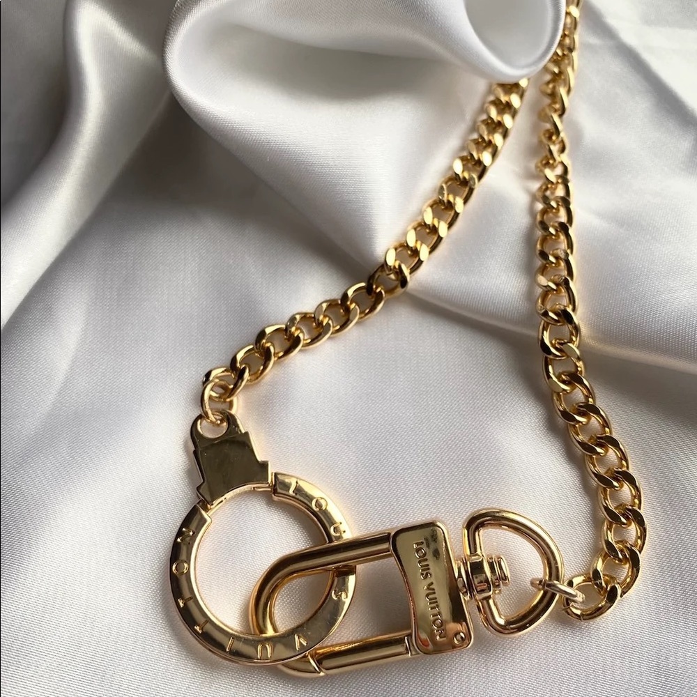Ahava Jewels: HARDWARE NECKLACE LV